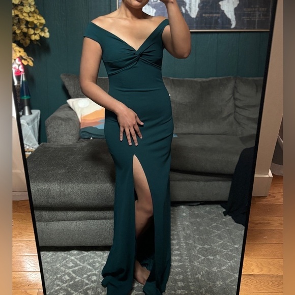 ⚫️ LULUS Behold My Love Emerald Off-The-Shoulder Twist-Front Maxi Dress - Picture 2 of 7